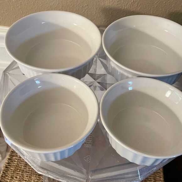 Corningware White French Serving Bowls 6 inch and 4 inch - Picture 1 of 11
